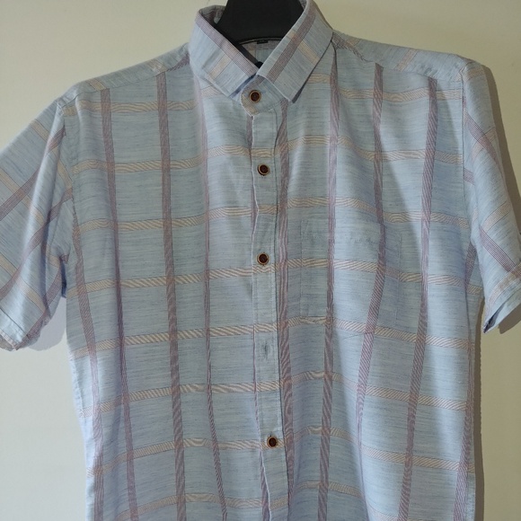 NWOT Men's Casual Button Down Shirt - Picture 3 of 8
